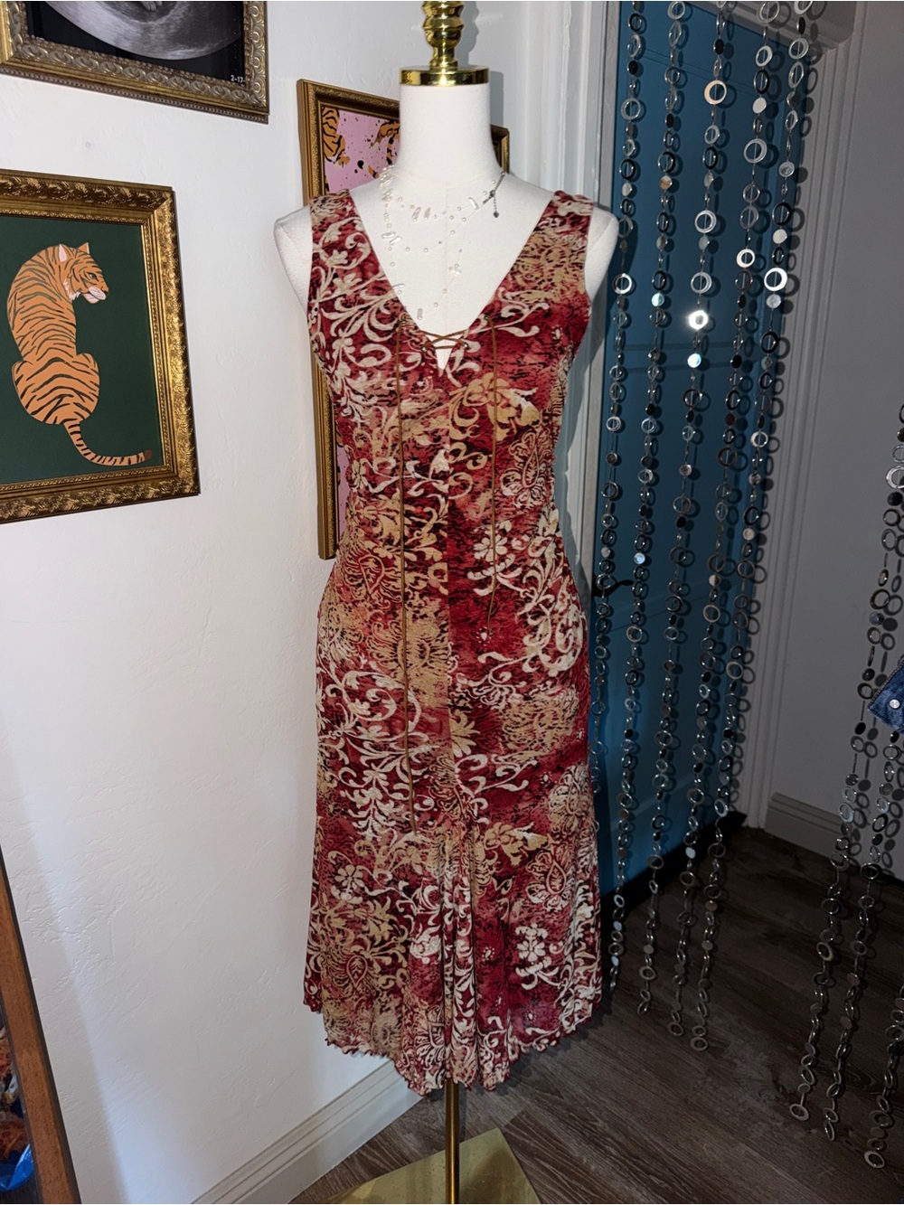 Vintage Y2K Sleeveless Red Patterned V-Neck Dress